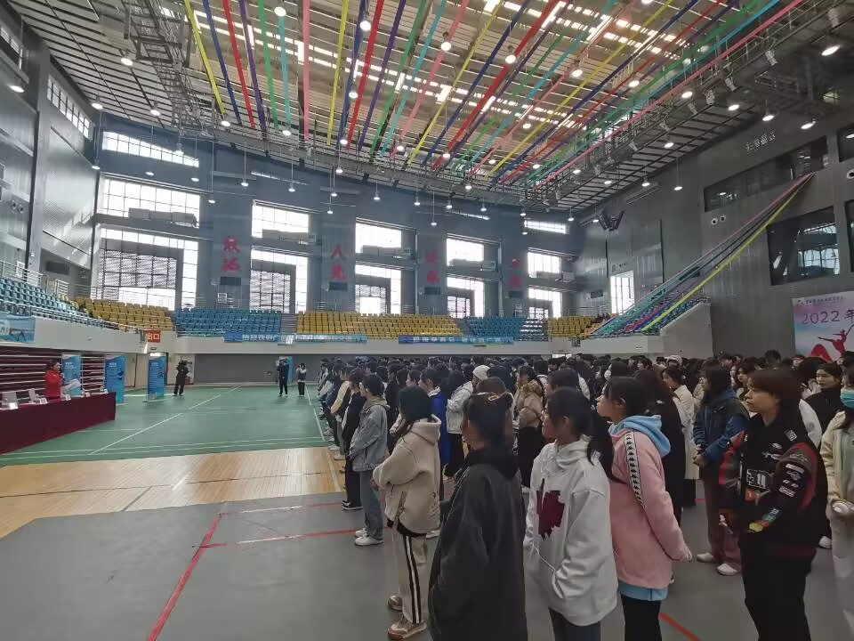 廣西重競技發(fā)展中心競訓部部長、廣西女子自由式摔跤世界冠軍楊森蓮分享冠軍歷程