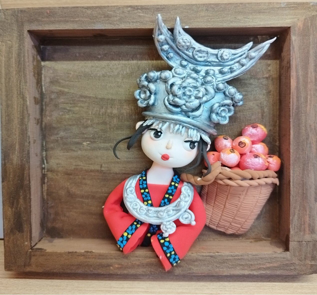 輔導(dǎo)員賈琪鈺老師制作的手工作品
